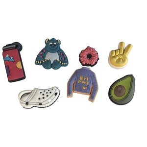 Mixed Lot Of 7 Used Croc Charms Girls